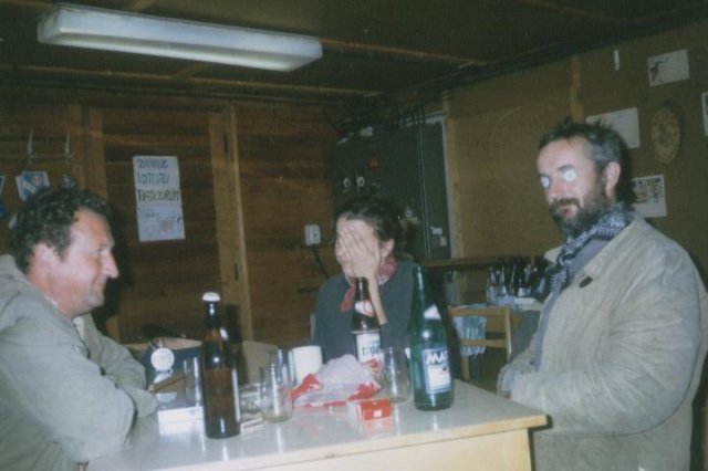 snmek011.jpg