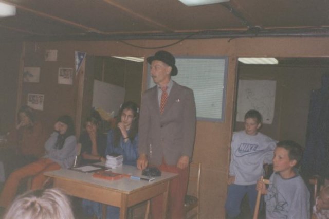 snmek010.jpg