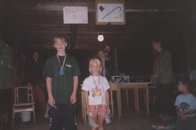 snmek032.jpg