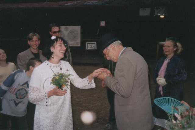 snmek034.jpg